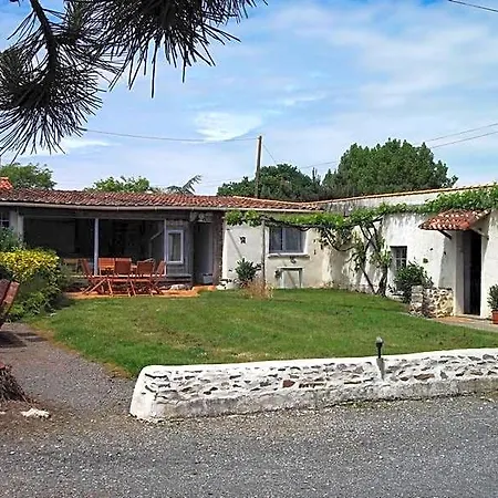 Le Puy Babin Familiales A La Ferme